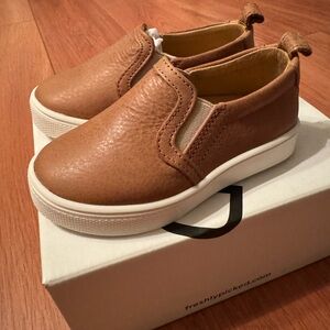 Toddler size 6 Freshly Picked Classic Slip on Weathered Brown